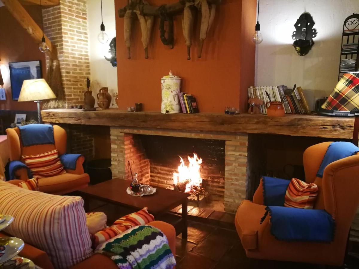 Hotel La Casona Del Abuelo Parra à Villanueva De Los Infantes Extérieur photo