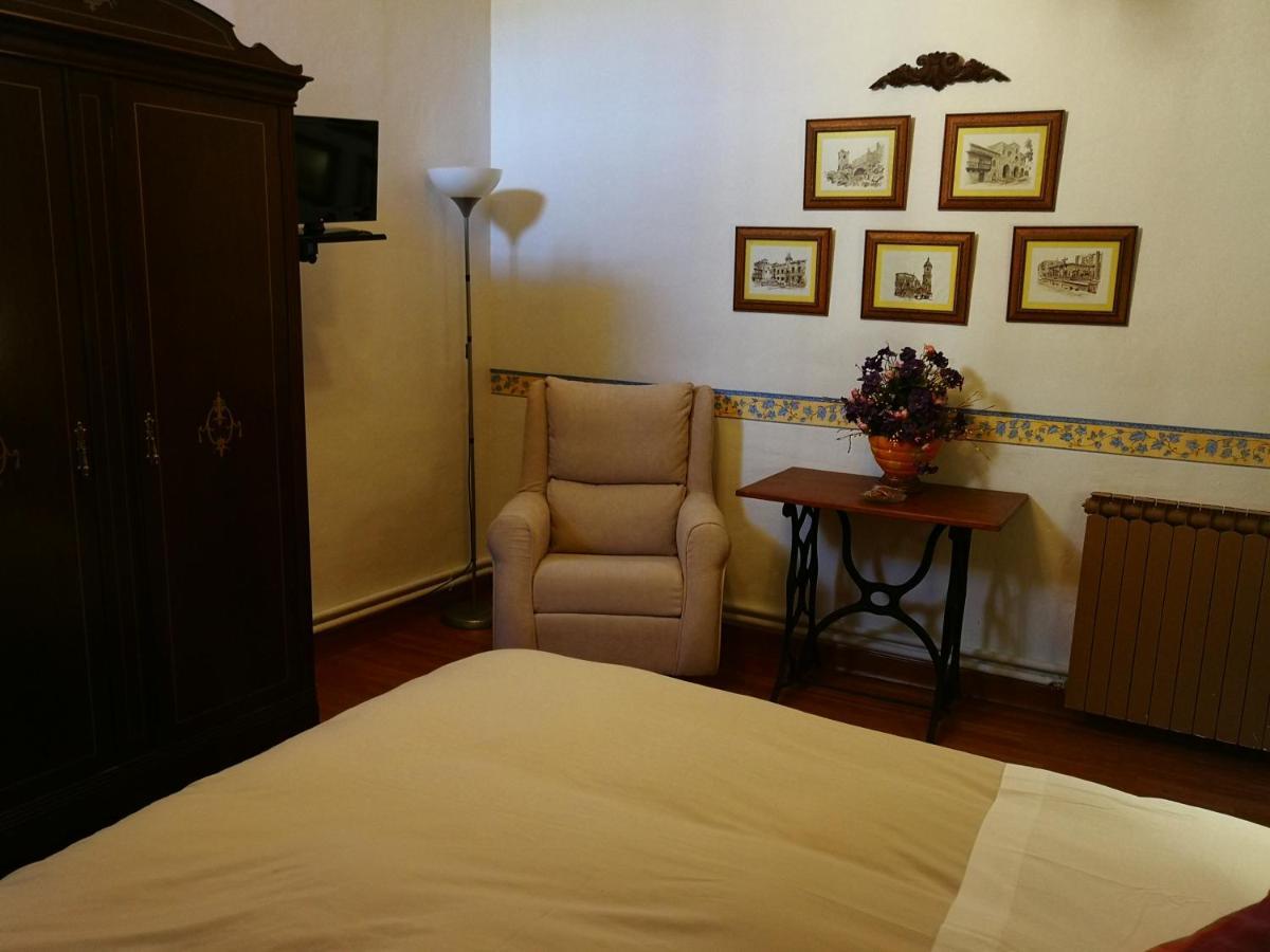 Hotel La Casona Del Abuelo Parra à Villanueva De Los Infantes Extérieur photo
