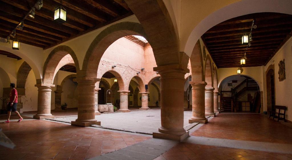 Hotel La Casona Del Abuelo Parra à Villanueva De Los Infantes Extérieur photo