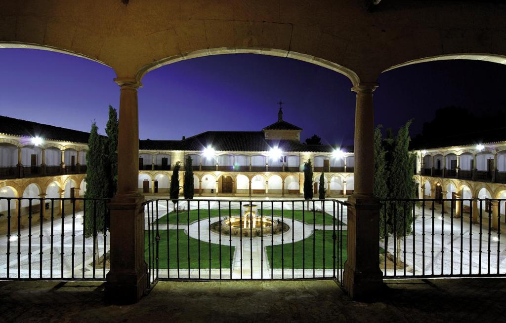 Hotel La Casona Del Abuelo Parra à Villanueva De Los Infantes Extérieur photo