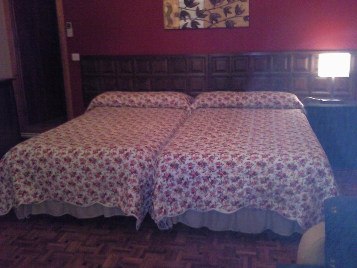 Hotel La Casona Del Abuelo Parra à Villanueva De Los Infantes Extérieur photo